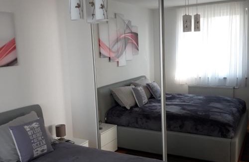 Zagreb Apartment | Discover Zagreb Gold Shadow: Guest Rated 10/10 Experience