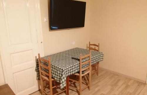 Mohacs Apartment | Child-Friendly Stays at Apartmanház Mohács - Rated 9/10
