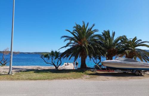 Kuciste Apartment | Relax at Apartmani BaSaDa by the Sea in Kuciste, Peljesac