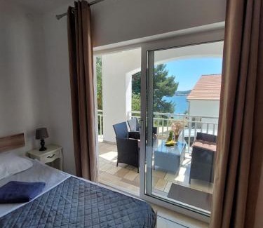 Kuciste Apartment | Relax at Apartmani BaSaDa by the Sea in Kuciste, Peljesac