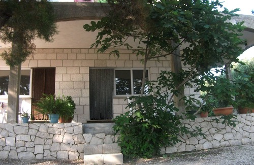 Vela Glavica Apartment | Cozy Stay at Apartmani Bilin Žal - A Budget-Friendly Retreat