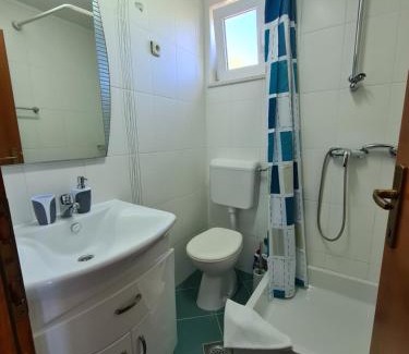 Cove Tri Zala (Zrnovo) Apartment | Oceanfront Apartmani Božana Viganj - Rated 9.6/10