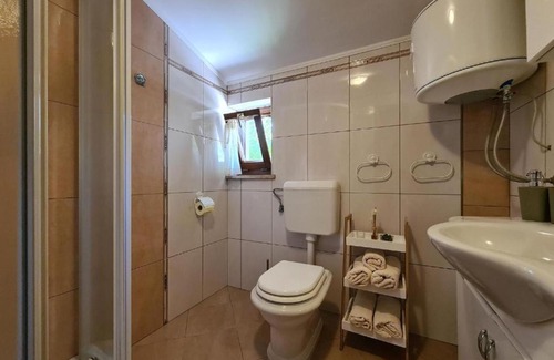 Prkacini Apartment | Elegant Oceanfront Stay at Apartmani Dorma - Rated 9.1
