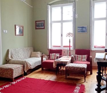 Vojvodina Apartment | Budget-Friendly Apartmani Dragulj: Family & Breakfast Included