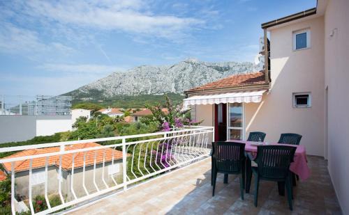 Orebic House | Apartmani Fani 2 min walking from sea