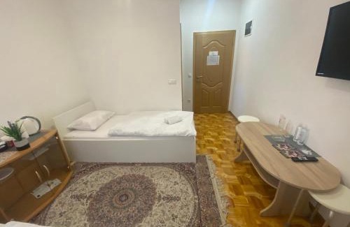 Zivinice Apartment | Cozy Apartmani Hadžić: Pet-Friendly Retreat with Breakfast
