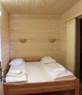Virak Bed & Breakfast | Relax at Apartmani i Restoran Sljeme with Pet-Friendly Amenities