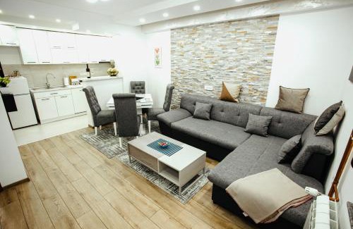 Ciganska Mahala Apartment | Inviting Apartmani IN Zlatar - Family-Friendly Retreat