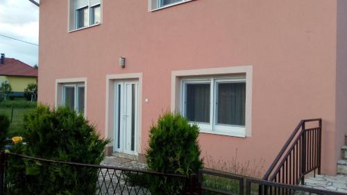 Ogulin Apartment | Inviting Stay at Apartmani Lovro with Spa and Kitchen