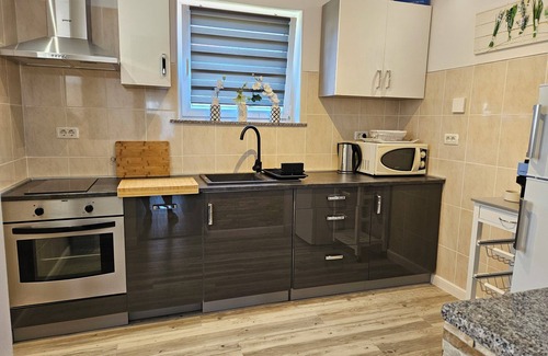 Medulin Apartment | Guest Rated 10/10: Apartment Martina with Oceanfront Views