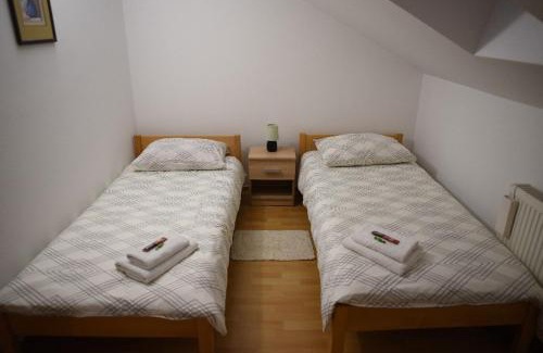 Zupanja Apartment | Guest Rated 10/10: Family-Friendly Apartmani MARIN Awaits