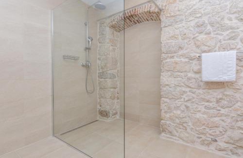 Privlaka Apartment | Family-Friendly Stay at Apartmani Mustaća dvori - 9.6/10