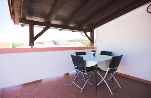 Kampor Apartment | Family-Friendly Stay at Apartmani Nada & Darko, Kampor