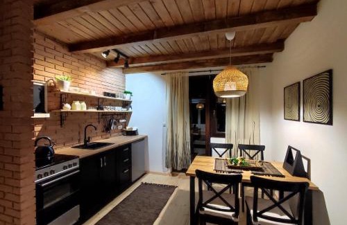 Kasidoli Apartment | Family-Friendly Getaway at Apartmani Pahulja - Rated 10/10