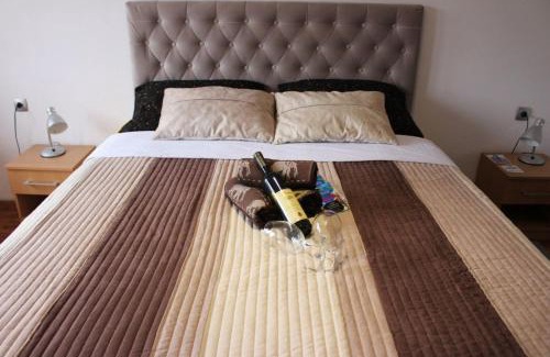 Teslic House | Exceptional Child-Friendly Apartmani Ramonda - Top Rated!