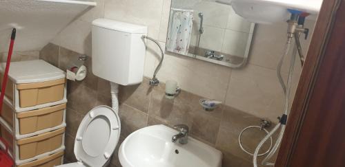 Veliko Gradiste Apartment | Enjoy Family-Friendly Comfort at APARTMANI Ricci R 1