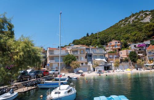 Duboka Apartment | Discover Apartmani Spajić Duboka: Perfect Beach Getaway!