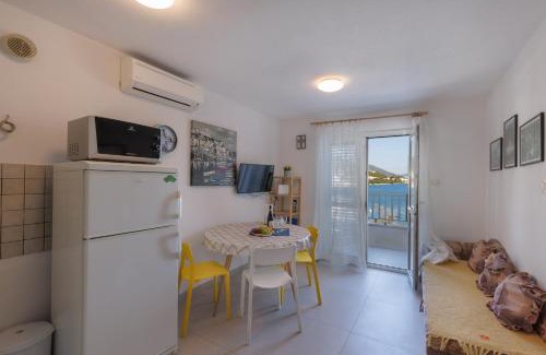 Duboka Apartment | Discover Apartmani Spajić Duboka: Perfect Beach Getaway!
