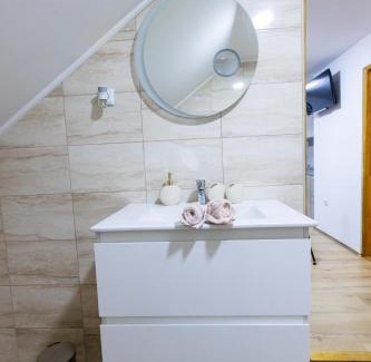 Svajcarnica Apartment | Family-Friendly Apartmani Tomšić with 9.6/10 Guest Rating