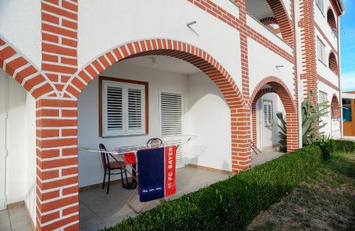Caska House | Enjoy Ocean View Stays at Apartmani Vila Caska