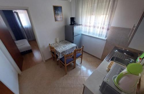 Kaprije Apartment | Oceanfront Stay at Apartmani Vuković - Rated 9/10 by Guests