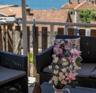 Risan Apartment | Family-Friendly Stay at Apartmani Zukic - Rated 9.5/10