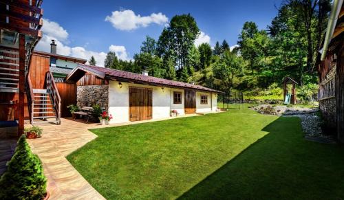 Lechnica Apartment | Pet-Friendly Apartmany Izbica: Guest Rated 9.1/10