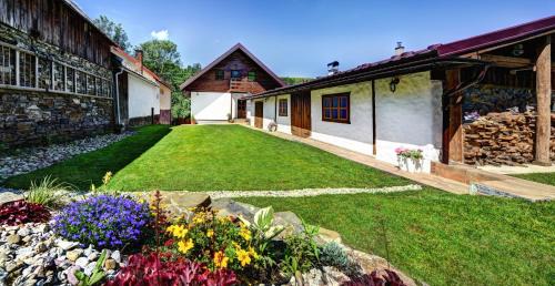 Lechnica Apartment | Pet-Friendly Apartmany Izbica: Guest Rated 9.1/10