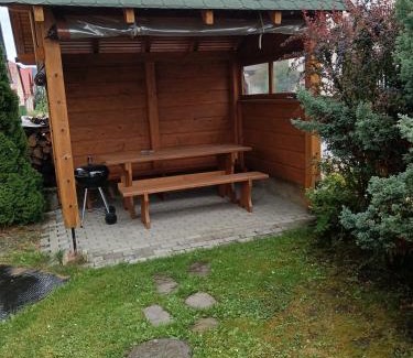 Spisska Stara Ves Apartment | Family-Friendly Stay at Apartmany Kenka with Essential Amenities
