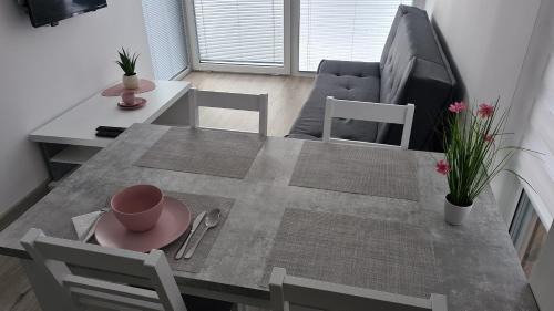 Mlynceky Apartment | Top-Rated Apartmany Tatrio: Family & Pet Friendly Retreat