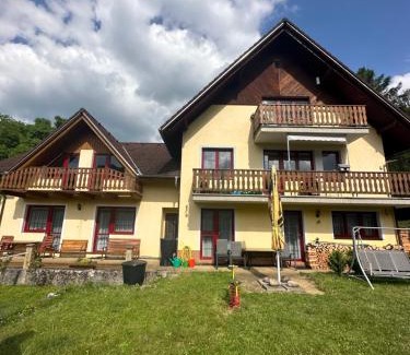 Vrchlabi Apartment | Family-Friendly Stay at Apartmany U Kamenky with Pool