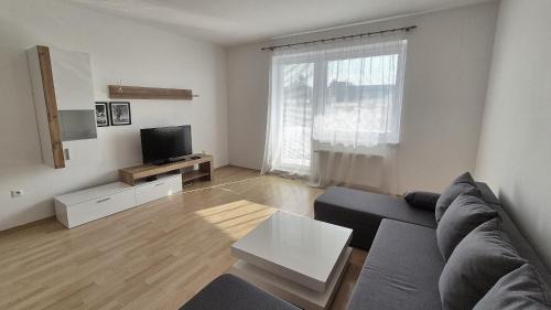Trencin Apartment | Family-Friendly Apartmany Zlatovska with Great Guest Ratings