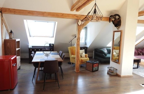 Hollenstein an der Ybbs Apartment | Top-Floor Apartment with Kitchen and Breakfast Included