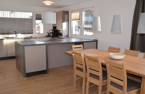 Russbach am Pass Gschuett Apartment | Exceptional Family Apartment for 5 in Van der Leij