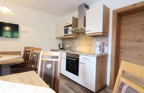 Sankt Veit im Pongau Apartment | Spacious Flat Near Ski Area with Breakfast & Family-Friendly Amenities