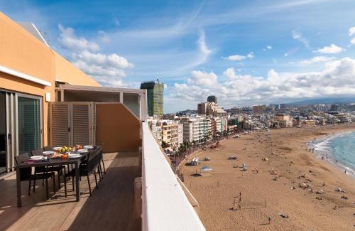 Las Palmas de Gran Canaria Apartment | Oceanfront Apartment Las Canteras Nautilus with Child-Friendly Amenities