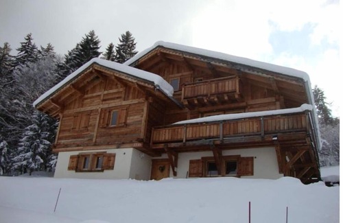 Saint-Gervais-les-Bains Ski Chalet | Perfect Retreat: Apartment in Saint Gervais - Pet Friendly