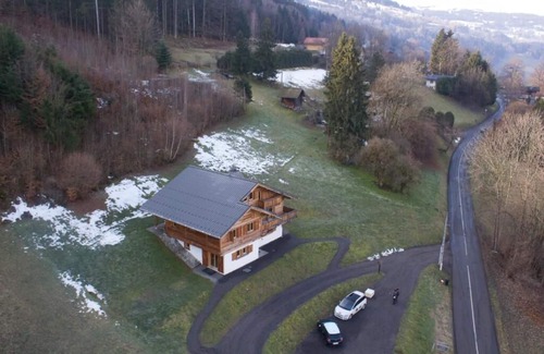 Saint-Gervais-les-Bains Ski Chalet | Perfect Retreat: Apartment in Saint Gervais - Pet Friendly
