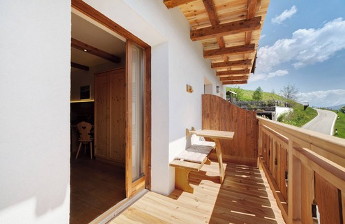 Ultimo Apartment | Mountain View Apartment 'Oberhof Apt Mutegg' with Terrace
