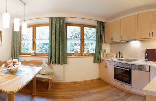 Sankt Martin bei Lofer Apartment | Pet-Friendly Comfort at Apartment Breithorn, Luftenstein