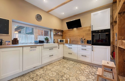 Region Hannover District Apartment | Apartment 'Nordlichterhof' with Private Garden and Wi-Fi