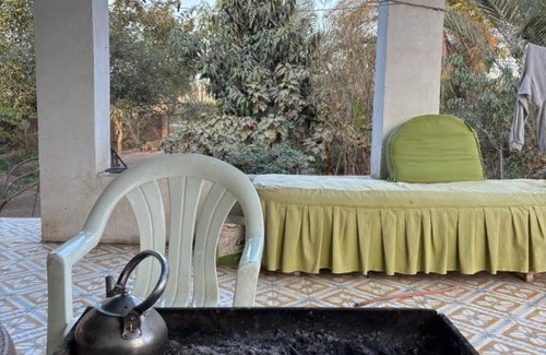 Al Husayniyah Apartment | Apartment in a village