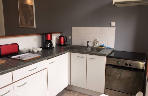 Saint-Valery-sur-Somme Apartment | Cozy Apartment with Parking in Medieval City, 9.8/10 Rated