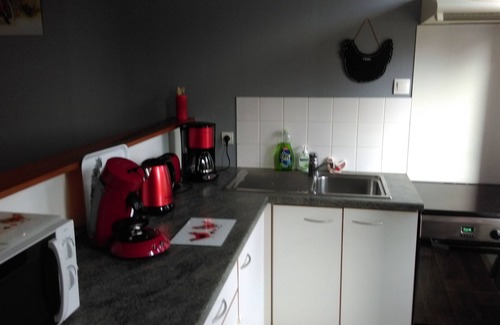Saint-Valery-sur-Somme Apartment | Cozy Apartment with Parking in Medieval City, 9.8/10 Rated