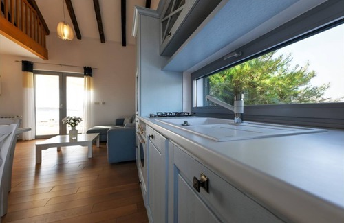 Kornati Apartment | Comfortable Stay at Apartment Žakan with Kitchen & Breakfast