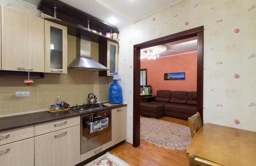 Babushkins'kyi district Apartment | Discover Apartment Гагаріна-Даффі: Guest Rated 9.8/10