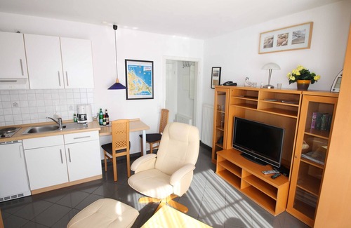 Zempin Apartment | Oceanfront Apartment with Kitchen - ACHAT Apartments Zempin