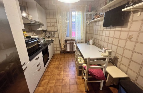 Valle Salimbene Apartment | Cozy Couples Retreat Near Pavia with Kitchen & Breakfast
