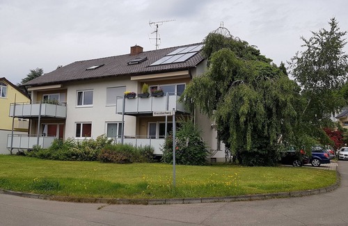 Kressbronn Apartment | Apartment '1, 70 Qm' with Shared Garden, Balcony and Wi-Fi