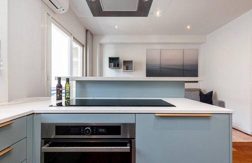 Quartier du Port Apartment | Cozy 1-Bedroom Apartment with A/C & Family-Friendly Amenities